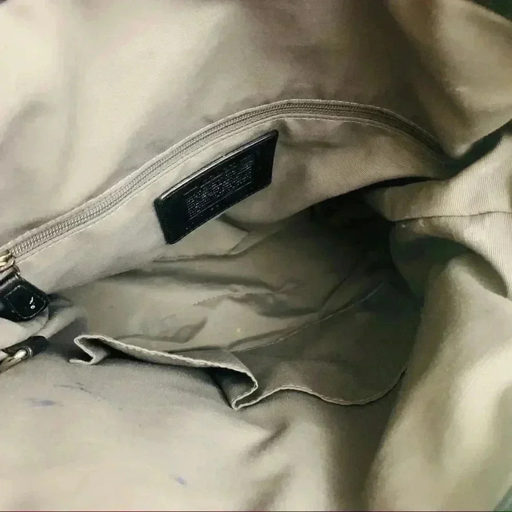 Coach Optic Signature Chelsea Hobo Bag